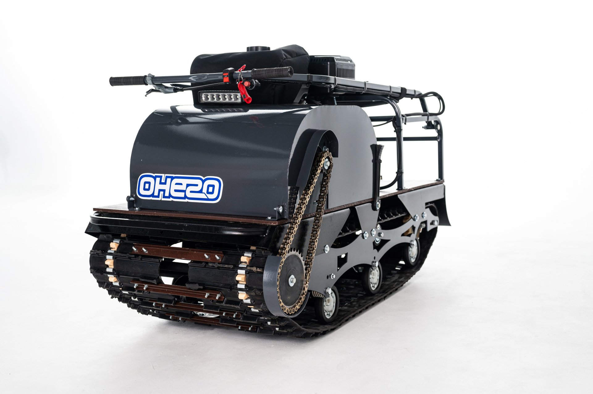 Onego 600 Front